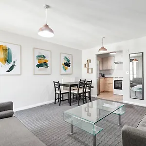  Apartment Docklands Cozy View