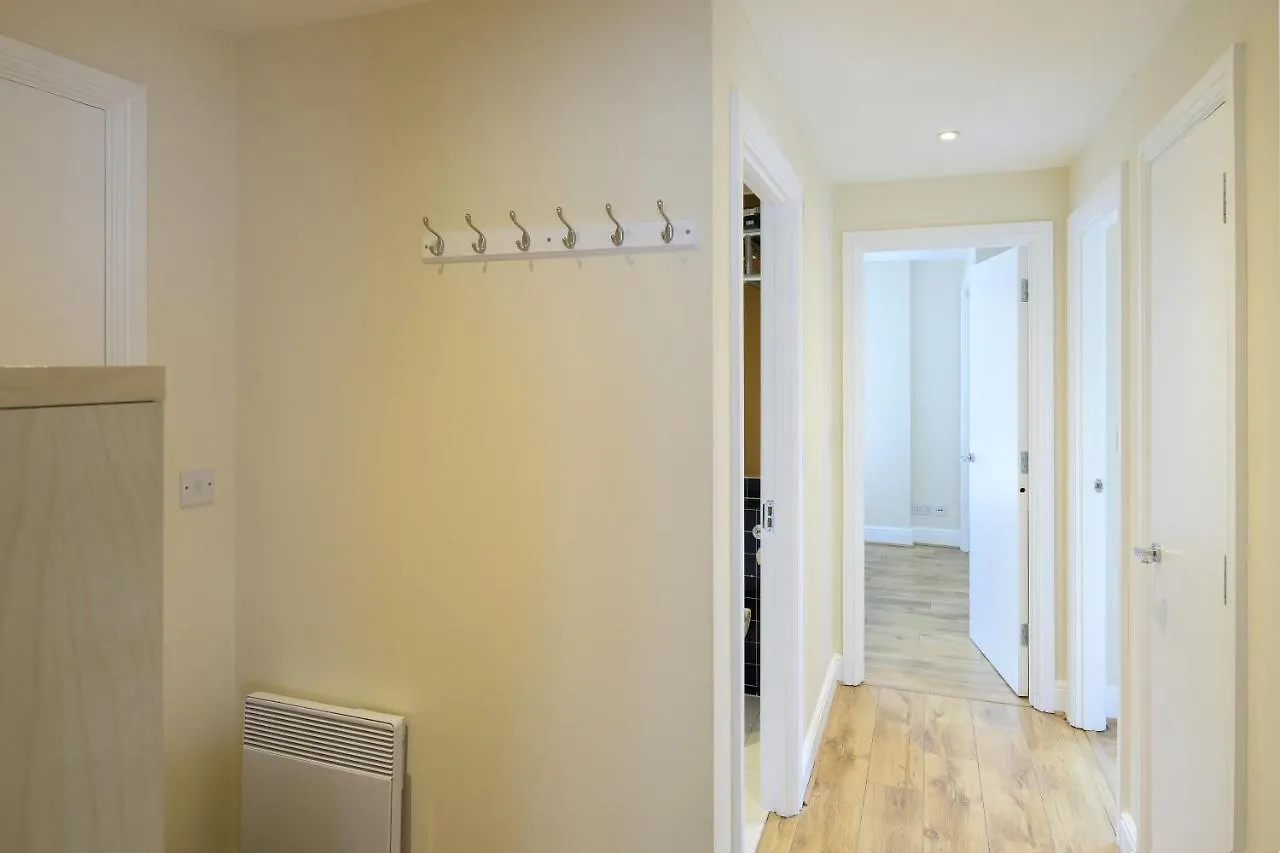 The Tower Bridge Cosy Flat Apartment London